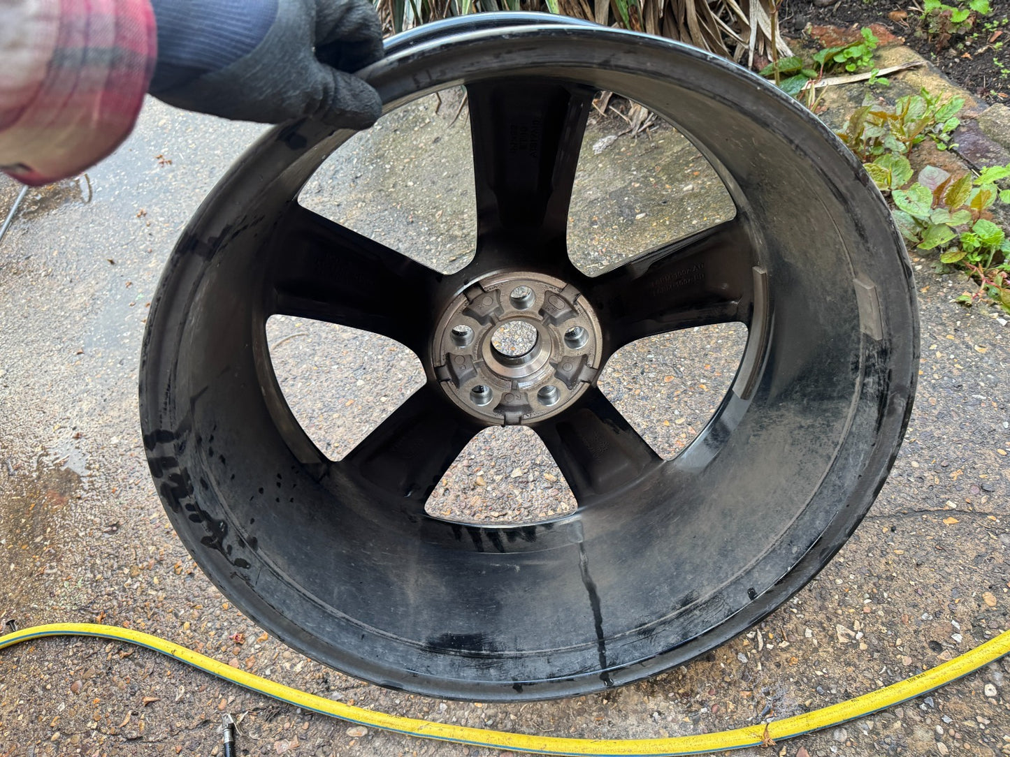 1x 2025 GENUINE LAND ROVER DEFENDER 22" 9J BLACK ALLOY WHEEL L8BM1007AD ORIGINAL