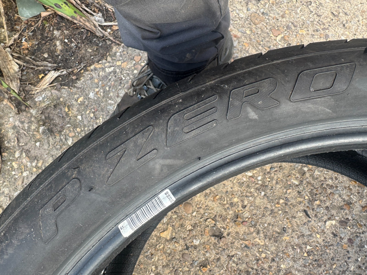 1x LATE 2024 Pirelli P Zero 295 30 20 101y  7.5mm Tread (2 AVAILABLE) NO REPAIRS