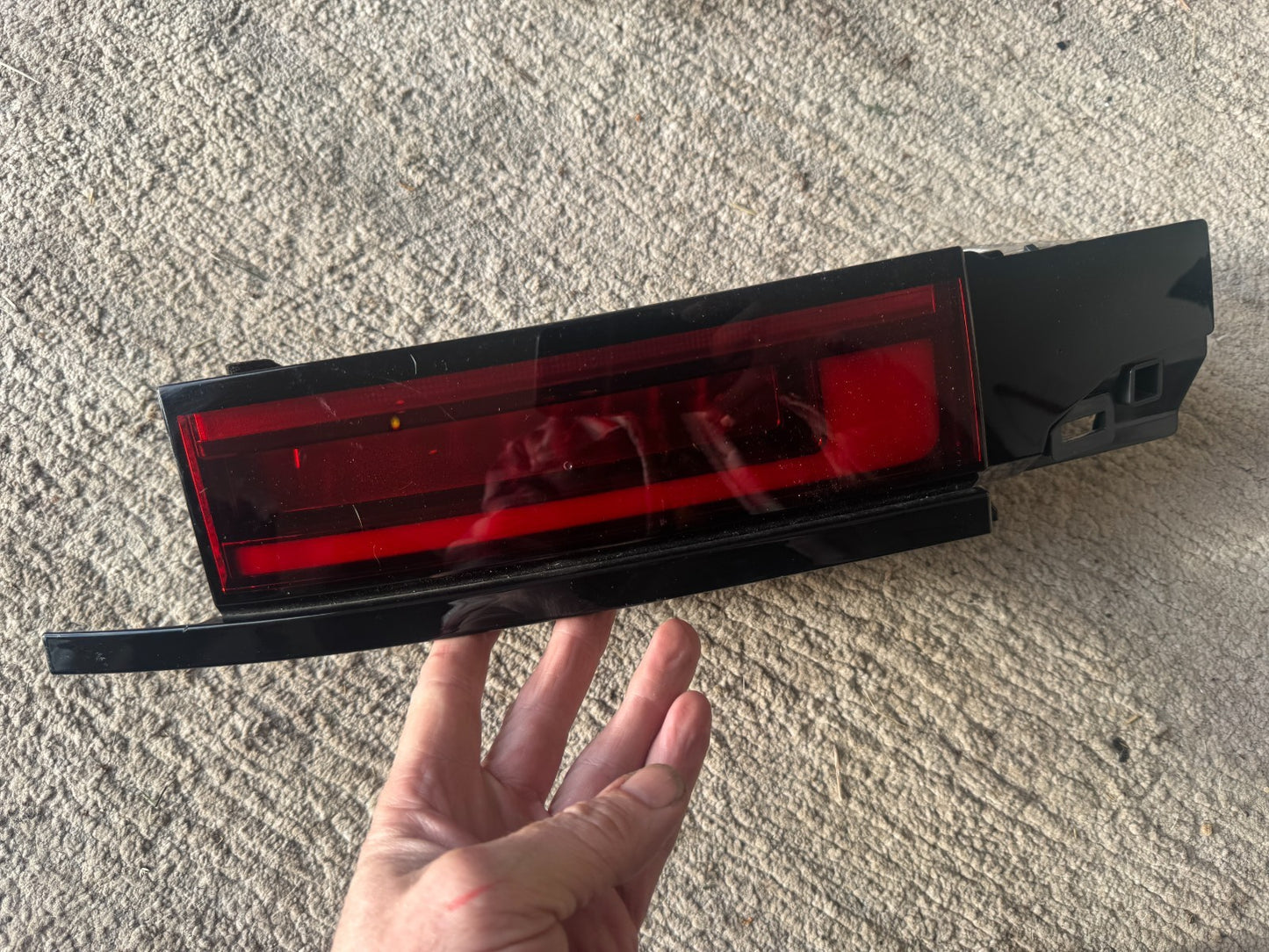 2025 LR RANGE ROVER SPORT L461 Left Side Tailgate Tail Light N9X213A421