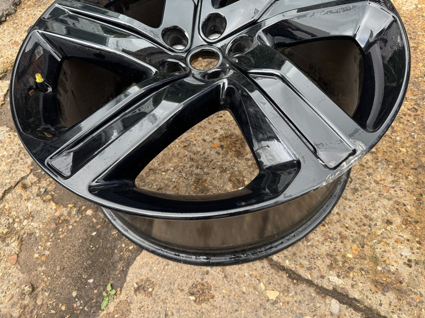 2026 GENUINE LAND ROVER DISCOVERY 5 STYLE 5124 22" INCH GLOSS BLACK ALLOY WHEEL