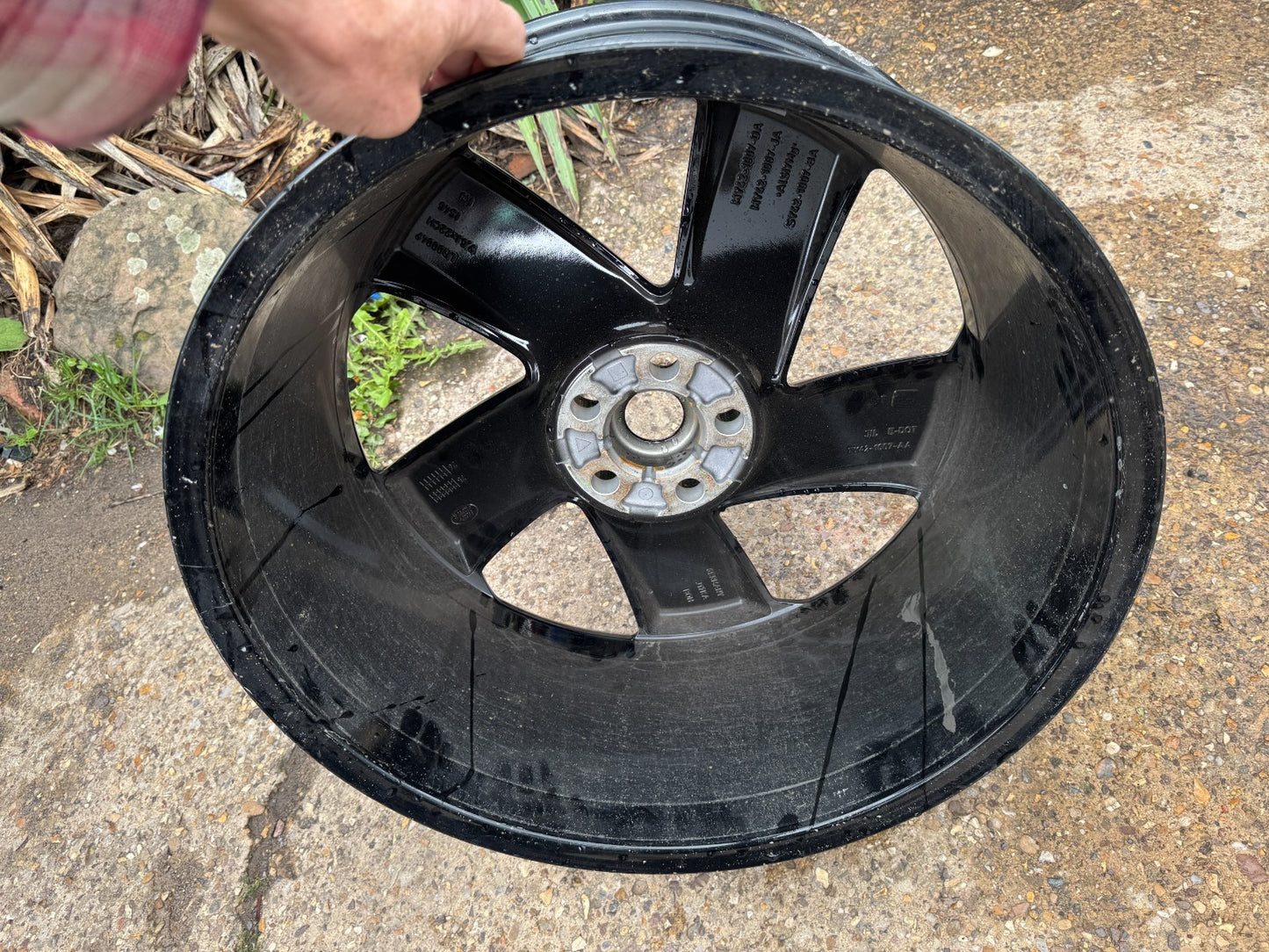 2026 GENUINE LAND ROVER DISCOVERY 5 STYLE 5124 22" INCH GLOSS BLACK ALLOY WHEEL
