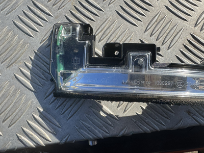 Range Rover Sport L538 left Door Mirror LED indicator Lens