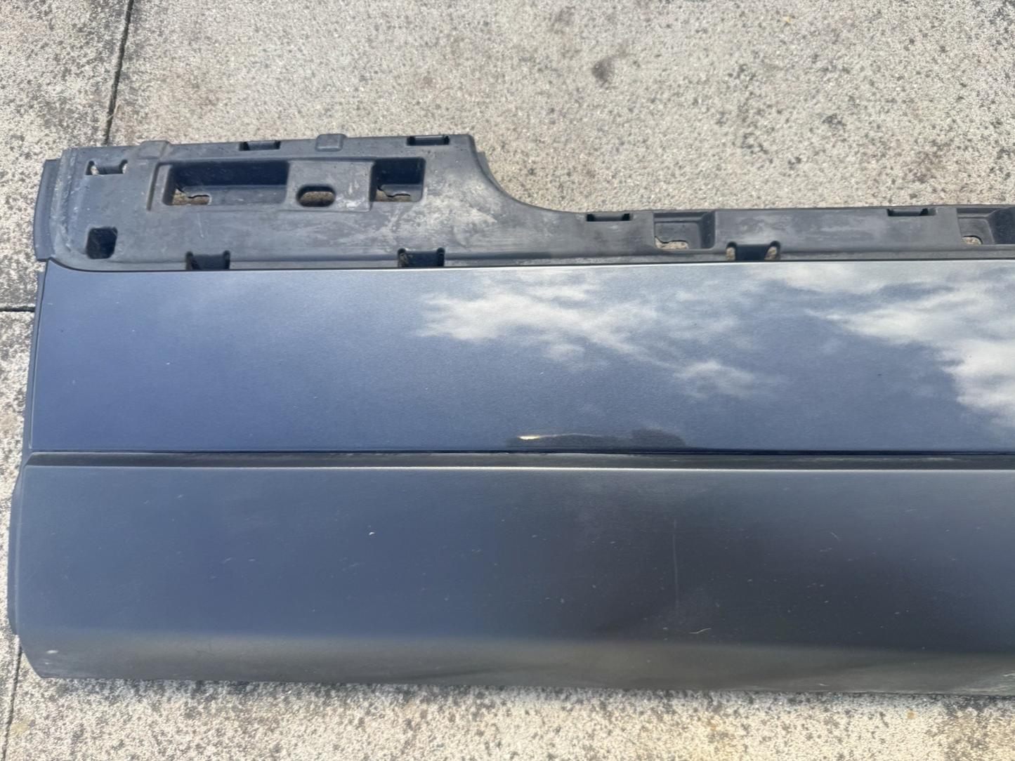 LAND ROVER RANGE ROVER VOUGE L405 FRONT LEFT LOWER DOOR MOULDING TRIM CK52-21065