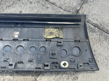 LAND ROVER RANGE ROVER VOUGE L405 REAR LEFT LOWER DOOR MOULDING TRIM CK52-274A49