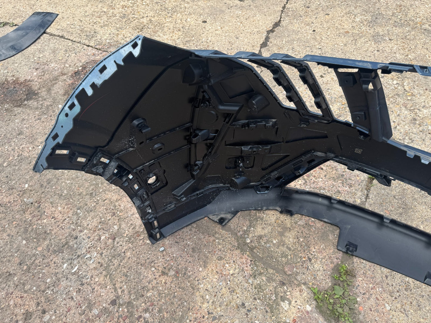 PEUGEOT E3008 2024-ON GENUINE FRONT BUMPER UPPER & LOWER 9846491180