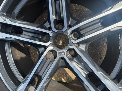 BMW 1 SERIES F40 18" 8J WHEEL SCRATCHED NEEDS REFURB WITH TYRE 8092352 2022