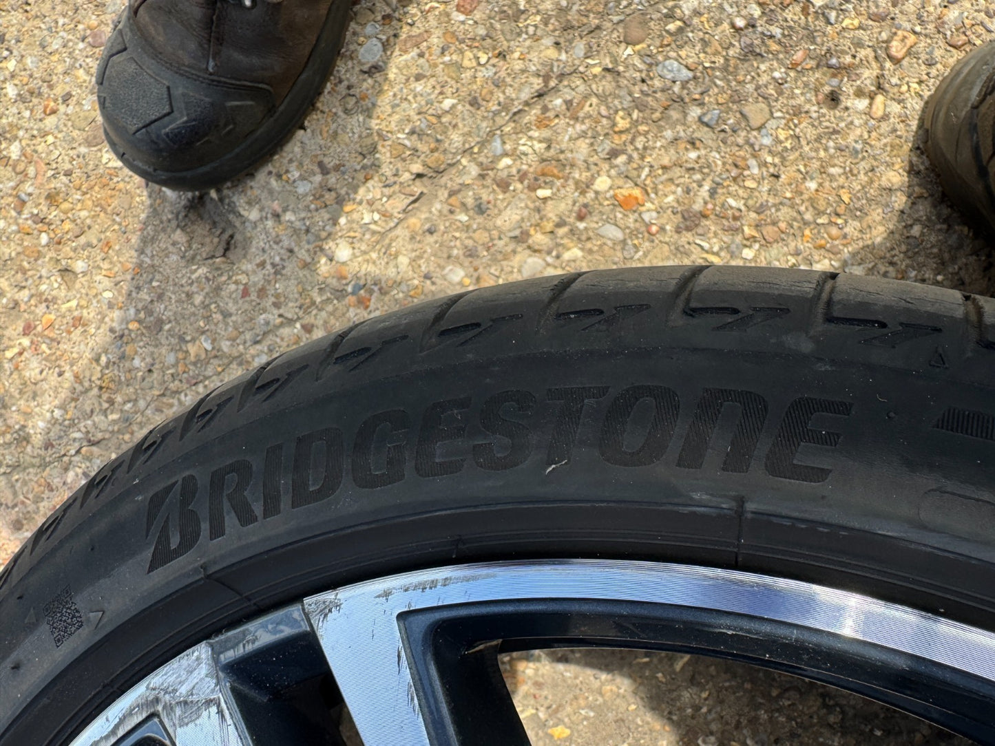 BMW 1 SERIES F40 18" 8J WHEEL SCRATCHED NEEDS REFURB WITH TYRE 8092352 2022