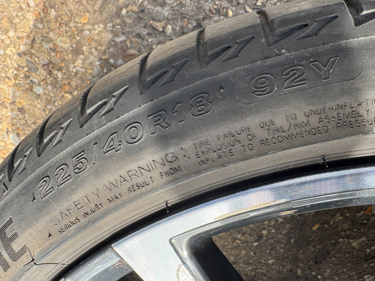 BMW 1 SERIES F40 18" 8J WHEEL SCRATCHED NEEDS REFURB WITH TYRE 8092352 2022
