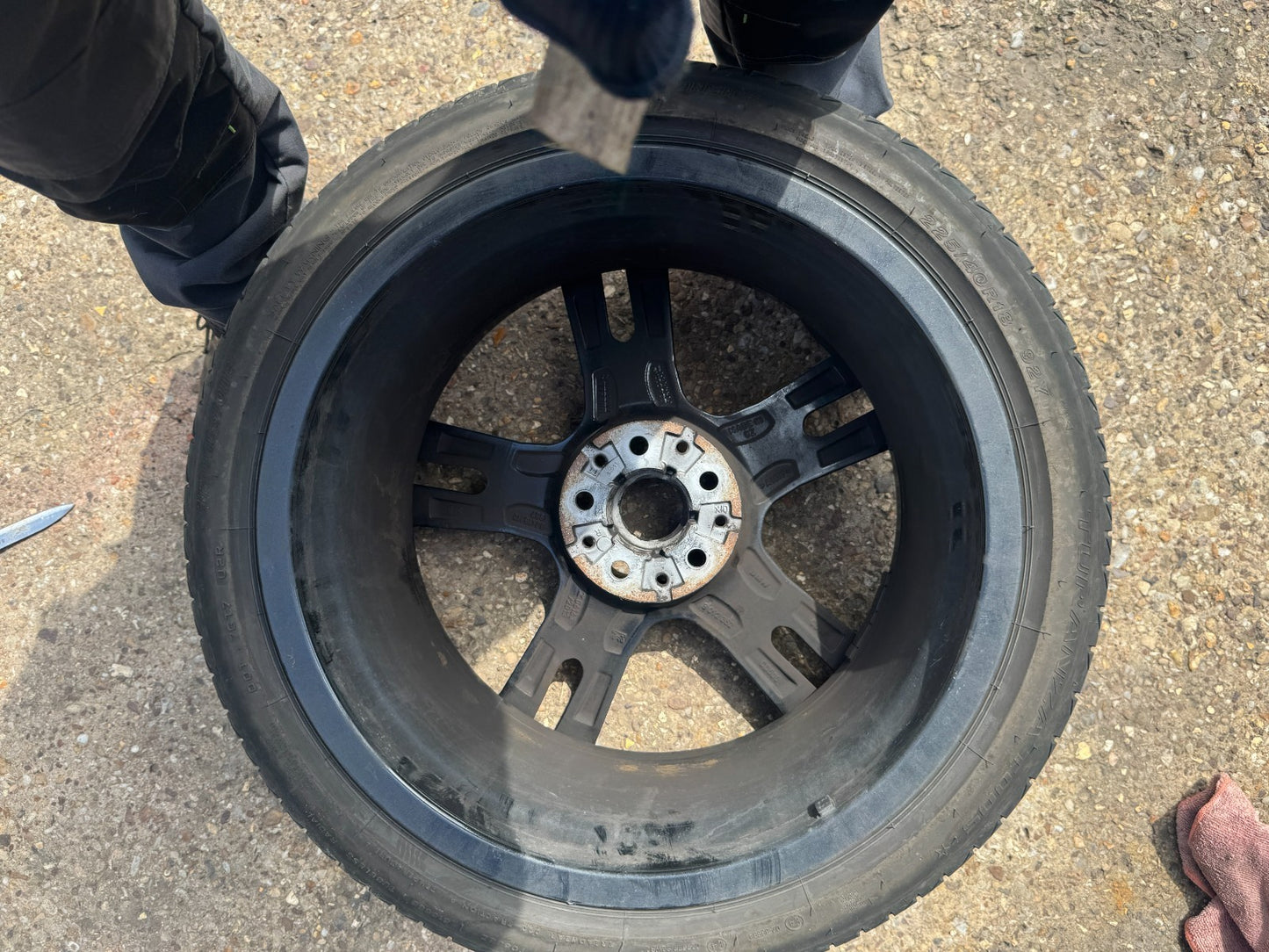 BMW 1 SERIES F40 18" 8J WHEEL SCRATCHED NEEDS REFURB WITH TYRE 8092352 2022