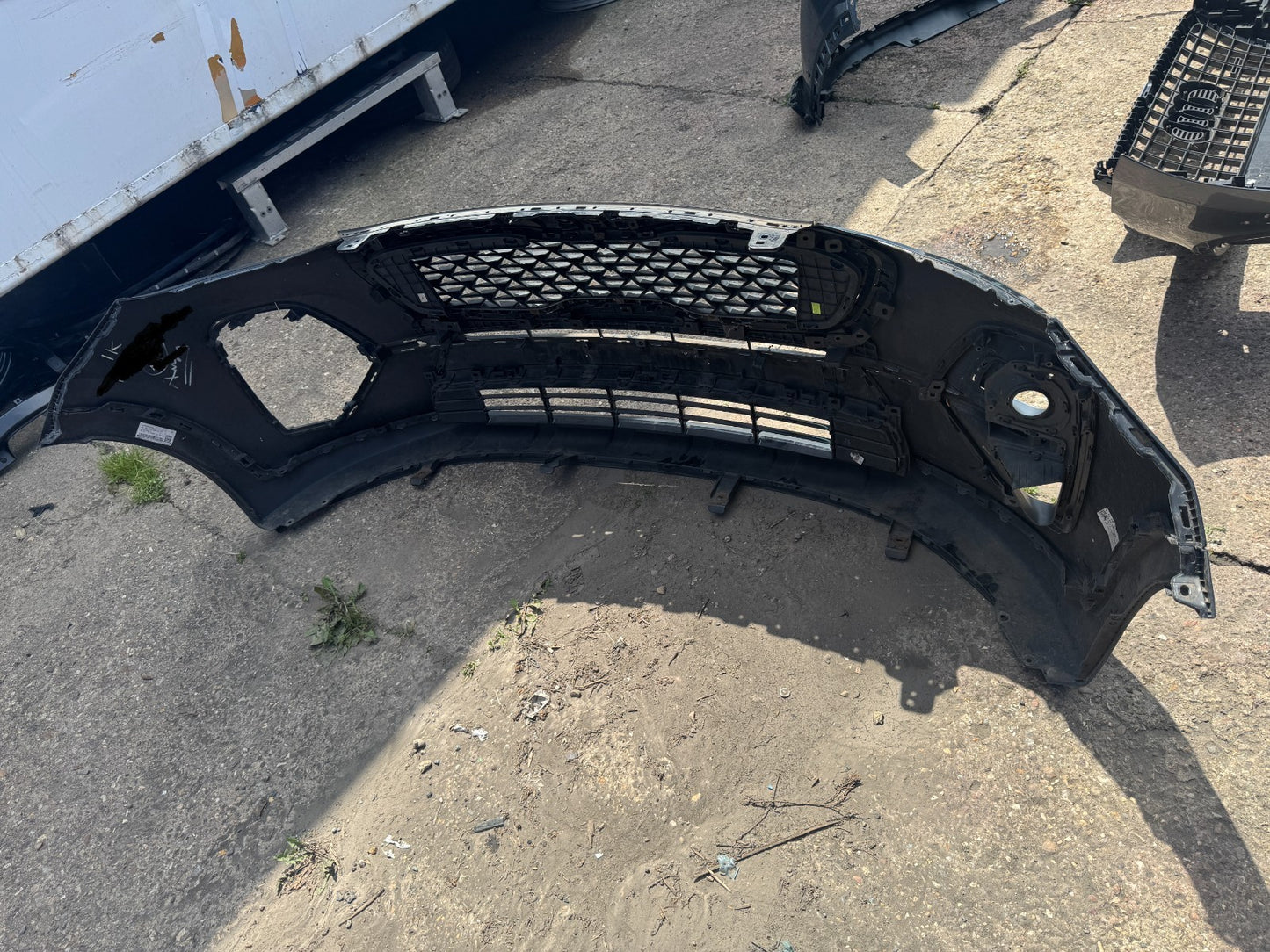 2020 KIA SPORTAGE 2018-ON 5 Door SUV FRONT BUMPER 86511-F1500 Damaged