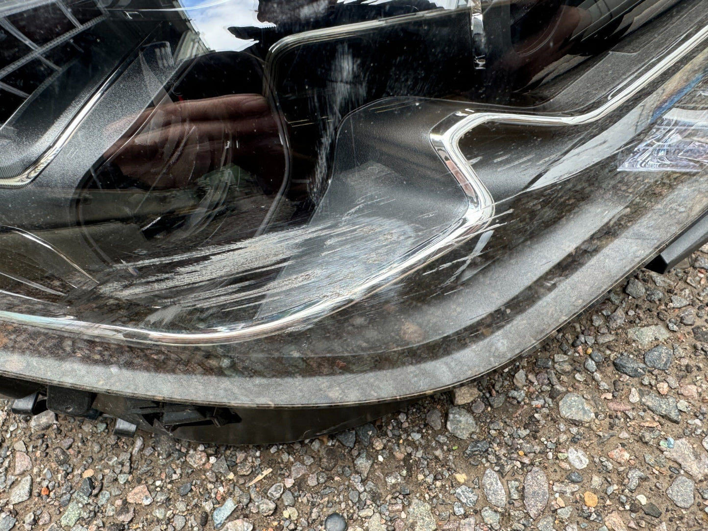 2023 MERCEDES CLA W118 2019-ON DRIVER SIDE  HEADLIGHT A1189061601 DAMAGED