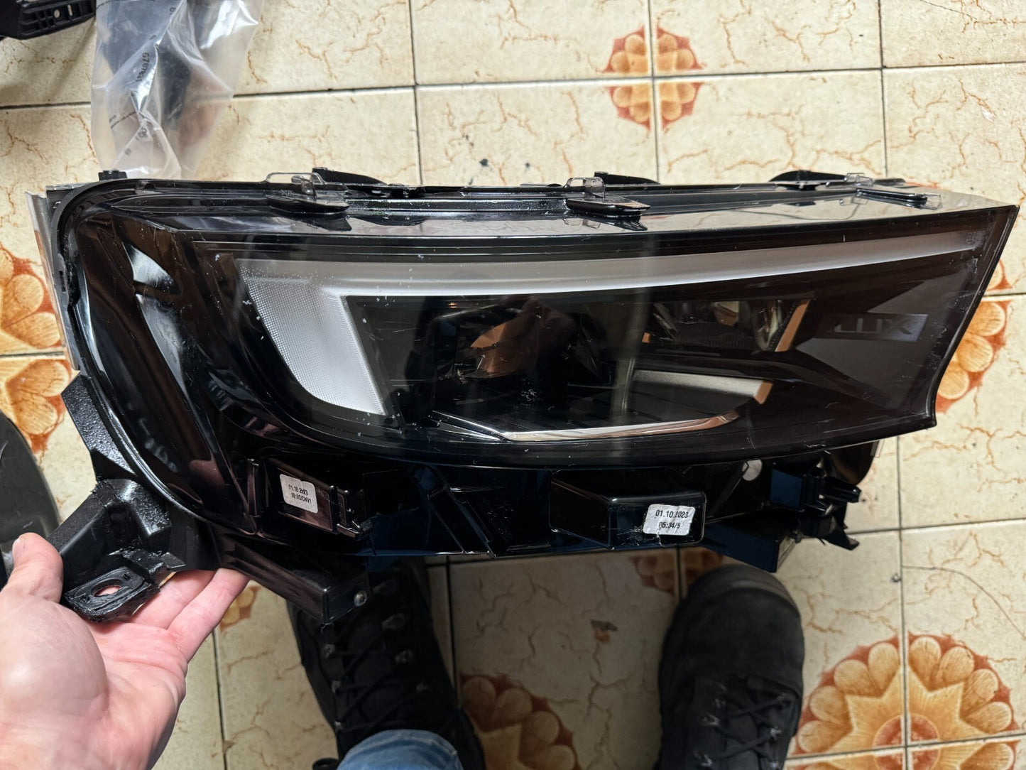 VAUXHALL MOKKA Front Right Headlight 9847939480 2023 RHD DAMAGED