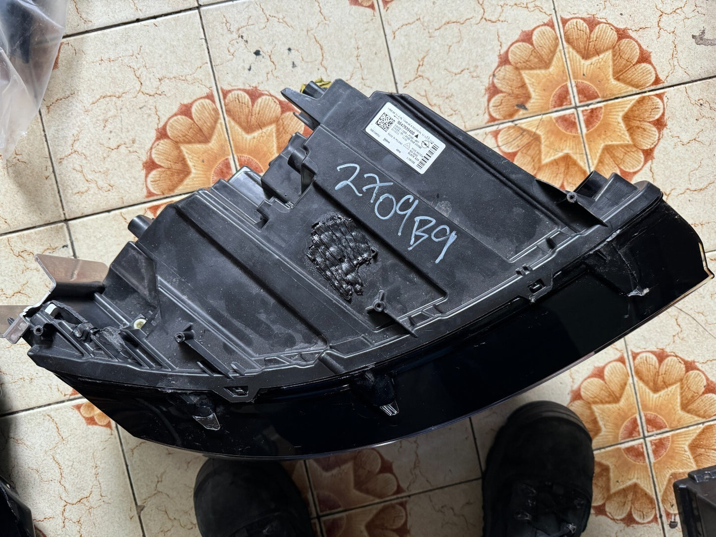 VAUXHALL MOKKA Front Right Headlight 9847939480 2023 RHD DAMAGED