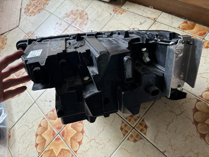 VAUXHALL MOKKA Front Right Headlight 9847939480 2023 RHD DAMAGED