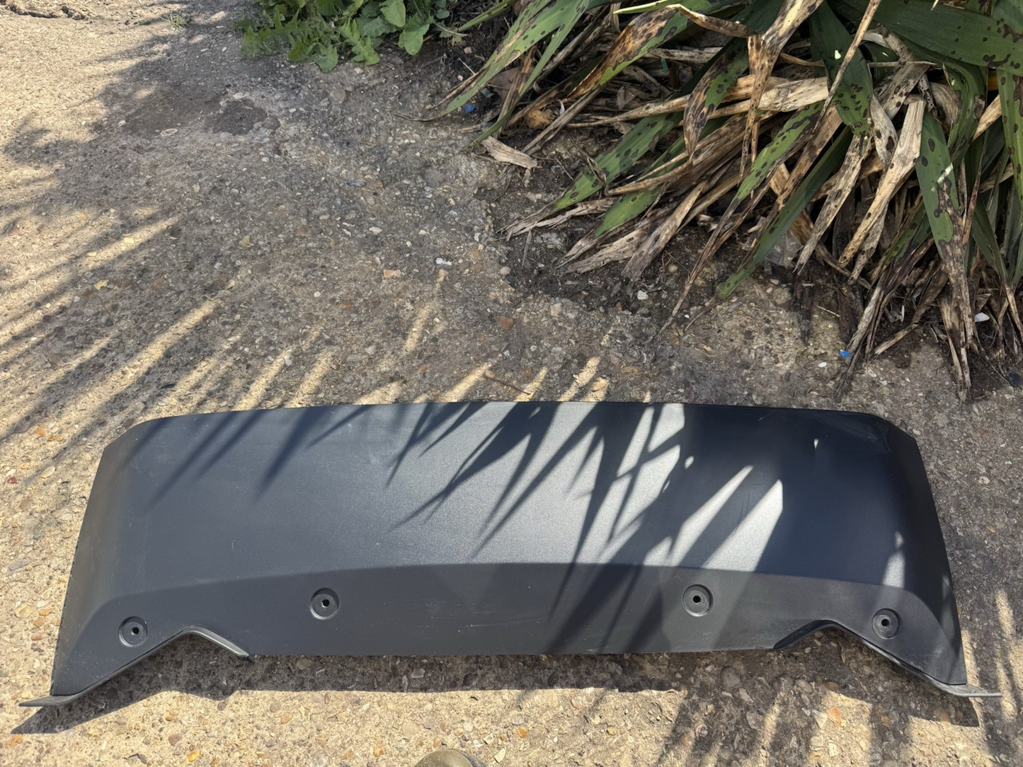 LAND ROVER DEFENDER L663 FRONT BUMPER LOWER SECTION L8B2-17F011-A 2020-2024
