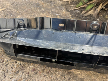 LAND ROVER DISCOVERY L462 FRONT BUMPER BRACKET GENUINE HY32-17A793-AB REF 16H24