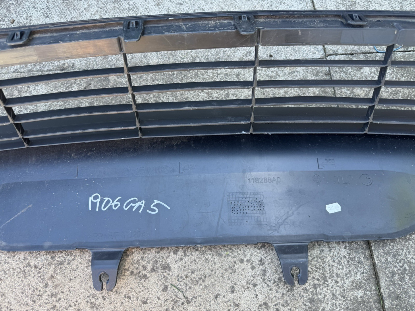 TOYOTA YARIS CROSS 2021-ON FRONT BUMPER P/N  52129-0D080 GENUINE