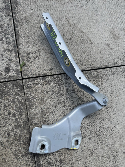 OEM AUDI Q2 GA FRONT LEFT BONNET HOOD HINGE 81A823301D ORIGINAL 81A-823-301-D