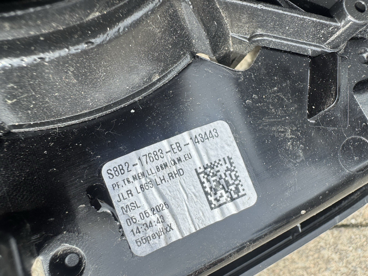 PARTS ONLY Land Rover Defender L663 Left Wing Mirror S8B2-17683-EB 512-MS6T1-237