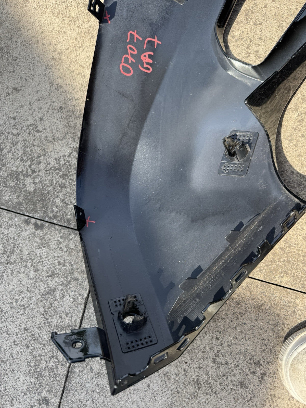 Land Rover Defender Front Bumper Right Side Corner 2020 ON L8B2-17D749-CA