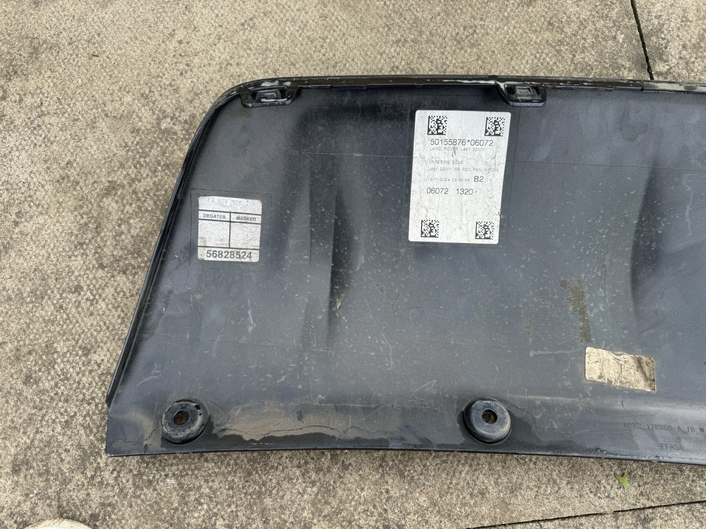 Range Rover Sport L461 Rear Bumper Towing Eye Cover 22 ON N9X2-17K950-A Genuine
