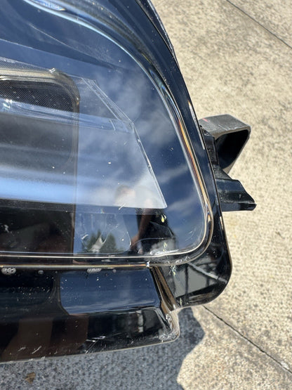 RANGE ROVER VELAR DRIVERS RIGHT LED HEADLIGHT N8A2-13W029-GD 2017 2023 L560