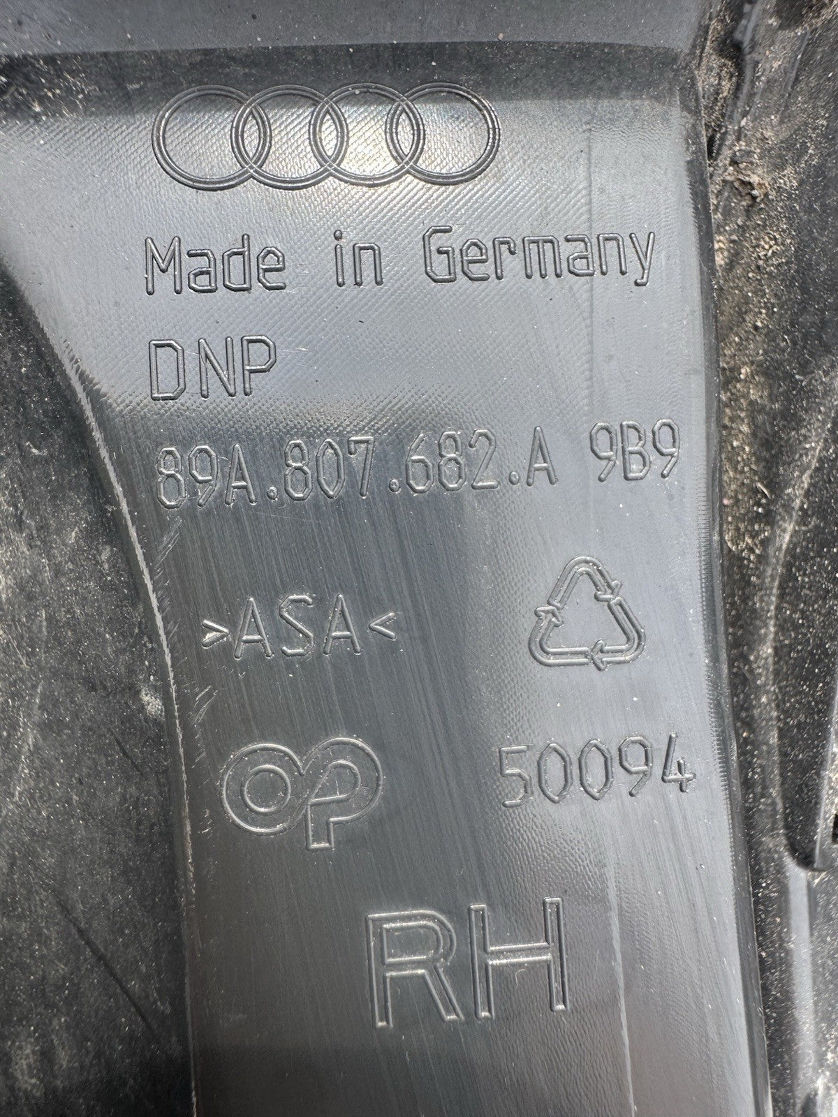 AUDI Q4 e-tron Front Bumper Right Air Guide Grille 89A807682A9B9 OEM