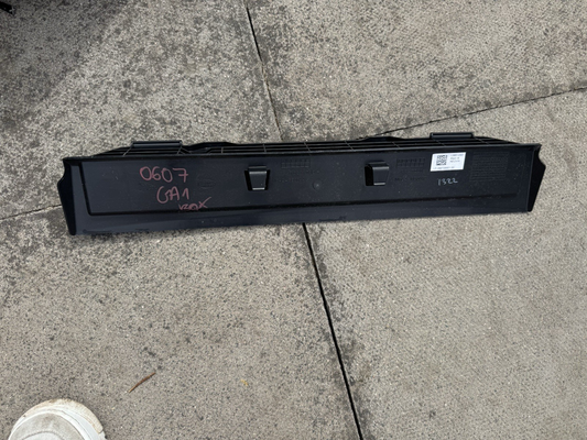 Range Rover Velar L560 Front Grille Air Duct Deflector 17-23 M8A2-8B384A Genuine