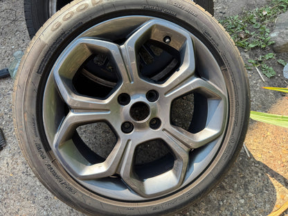 Genuine Ford EcoSport Fiesta ST-Line 17" Alloy Wheel Tyre 205/50R17 GN15-4JB