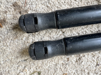 A PAIR JAGUAR I-PACE X590 BONNET STRUTS J9D316C826AB 2023