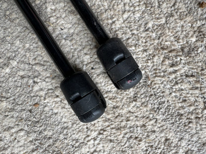 A PAIR JAGUAR I-PACE X590 BONNET STRUTS J9D316C826AB 2023