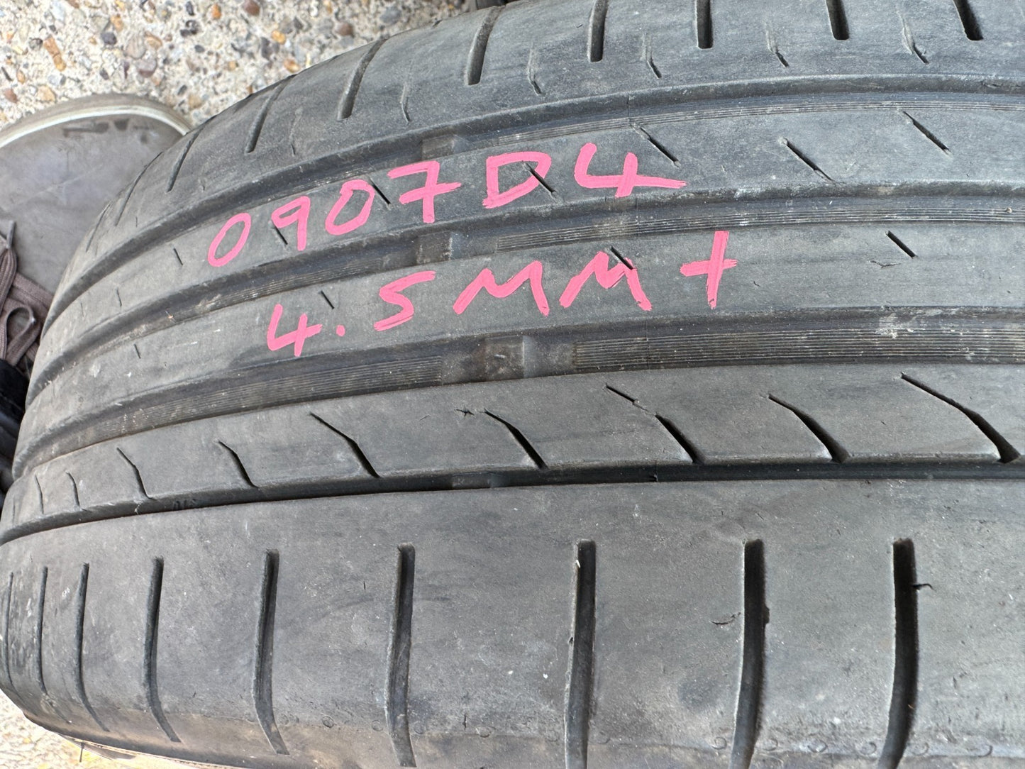 Genuine Ford EcoSport Fiesta ST-Line 17" Alloy Wheel Tyre 205/50R17 GN15-4JB