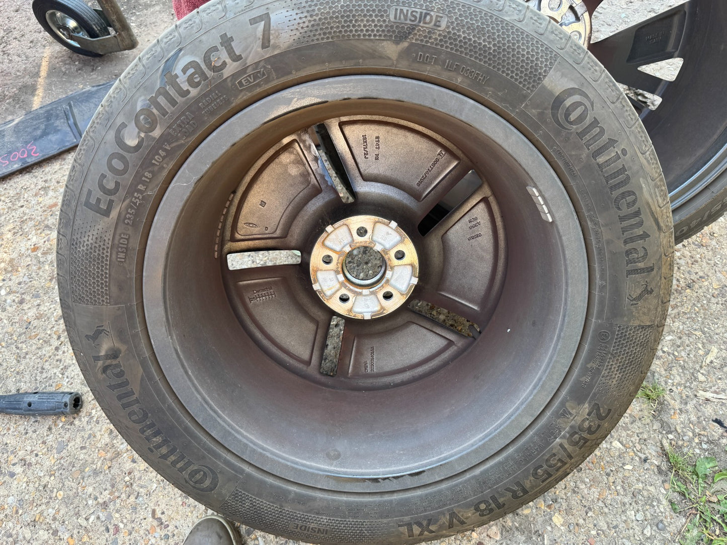 Genuine Jaecoo 5 J5 18" Alloy Wheel & Continental Tyre 235/55R18 EcoContact 7 OE