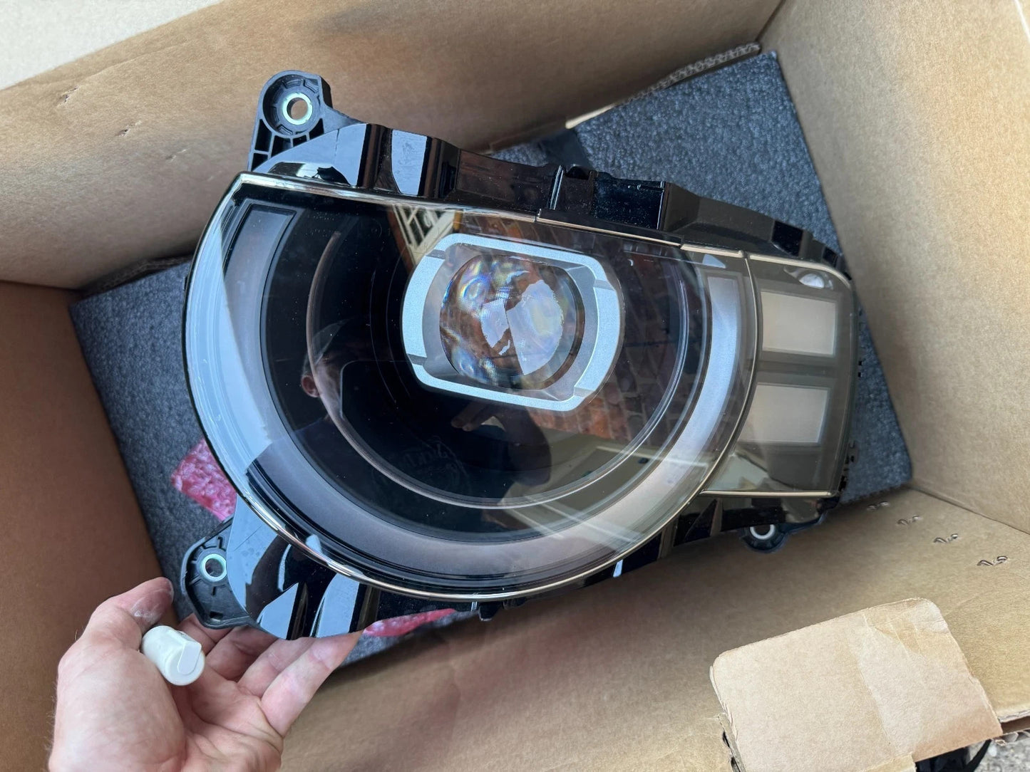 PAIR 2026 DEFENDER L663 FACELIFT HEADLIGHTS UPGRADE LEFT & RIGHT BARGAIN