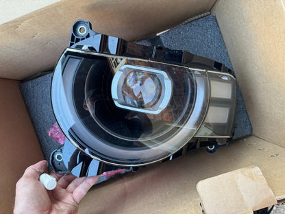 PAIR 2026 DEFENDER L663 FACELIFT HEADLIGHTS UPGRADE LEFT & RIGHT BARGAIN