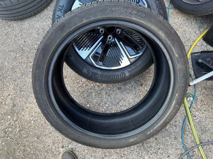 265 40 22 106Y Pirelli Scorpion Zero M+S (JLR) Extra Load 5mm + Dot Code 3923
