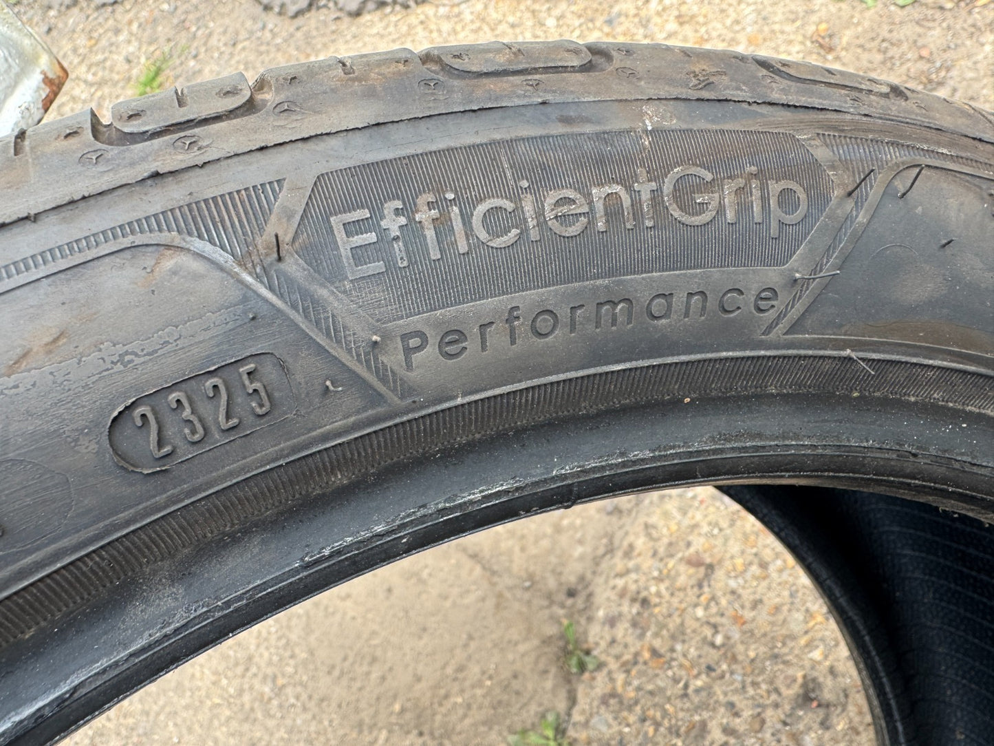 1x 205 45 17 88V GOODYEAR Efficient GRIP  Extra Load 6.5mm Dot Code 2325