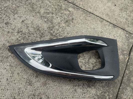 PEUGEOT 3008 MK2 P84 2018 FOG LIGHT SURROUND TRIM MOULDING RIGHT SIDE 9810881277