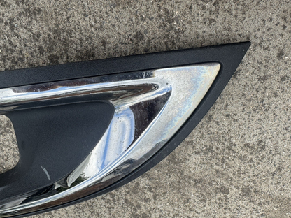 PEUGEOT 3008 MK2 P84 2018 FOG LIGHT SURROUND TRIM MOULDING LEFT SIDE 9810881377