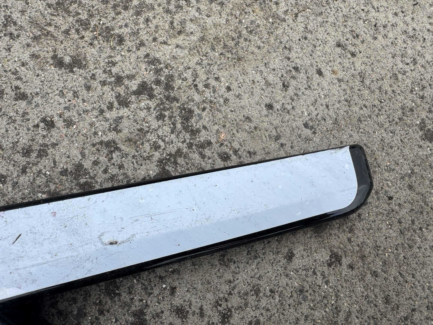 GENUINE RANGE ROVER SPORT L461 NS LEFT HAND FRONT WING VENT TRIM N9X2-280B11-BE