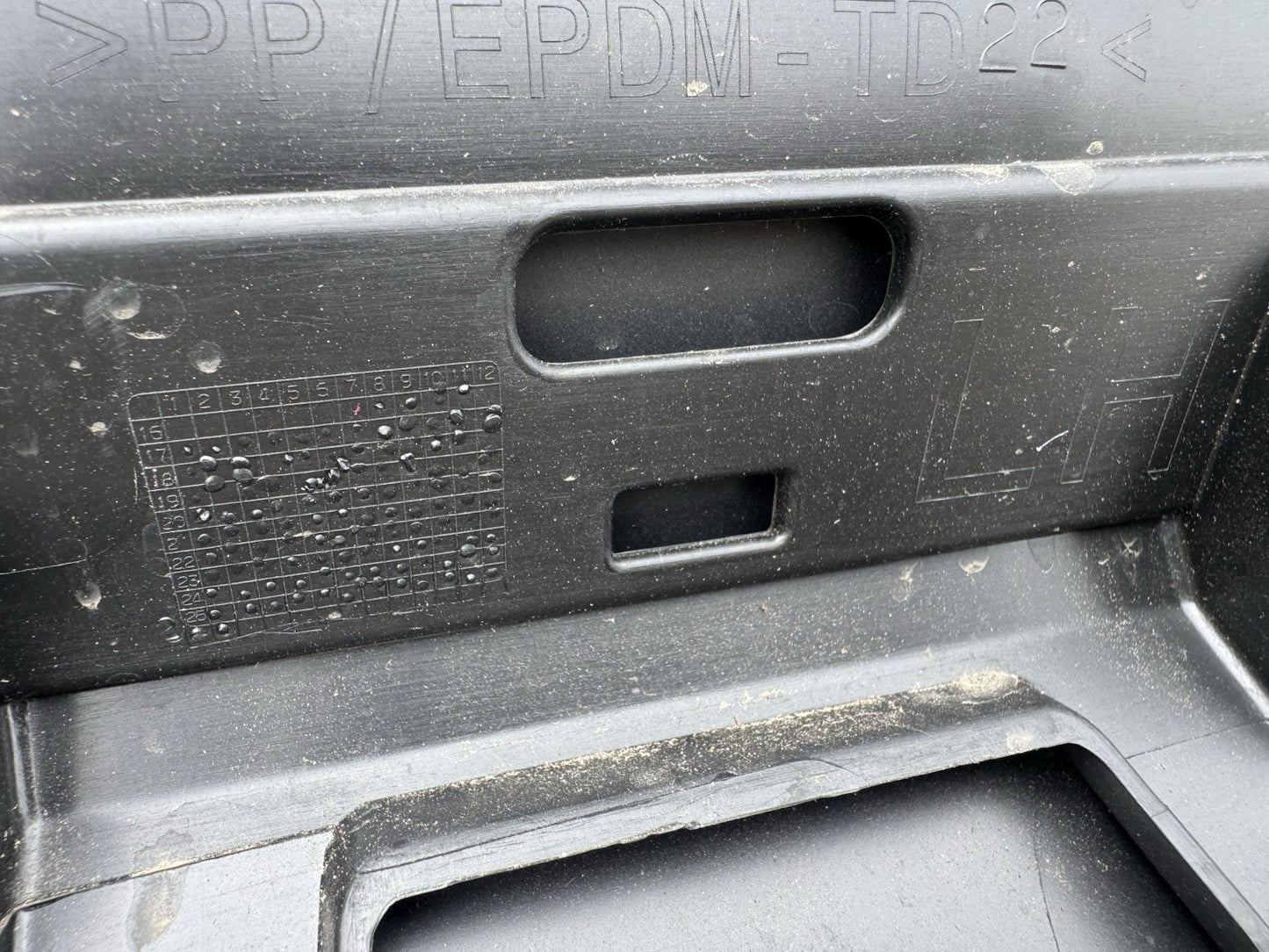 GENUINE VOLVO XC60 MK2 FRONT LEFT DOOR MOULDING 31440302 2015-2021