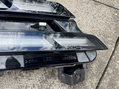 Peugeot 3008 MK3 Daytime Running Light 23-on Left Side 9845434880 Genuine. P2