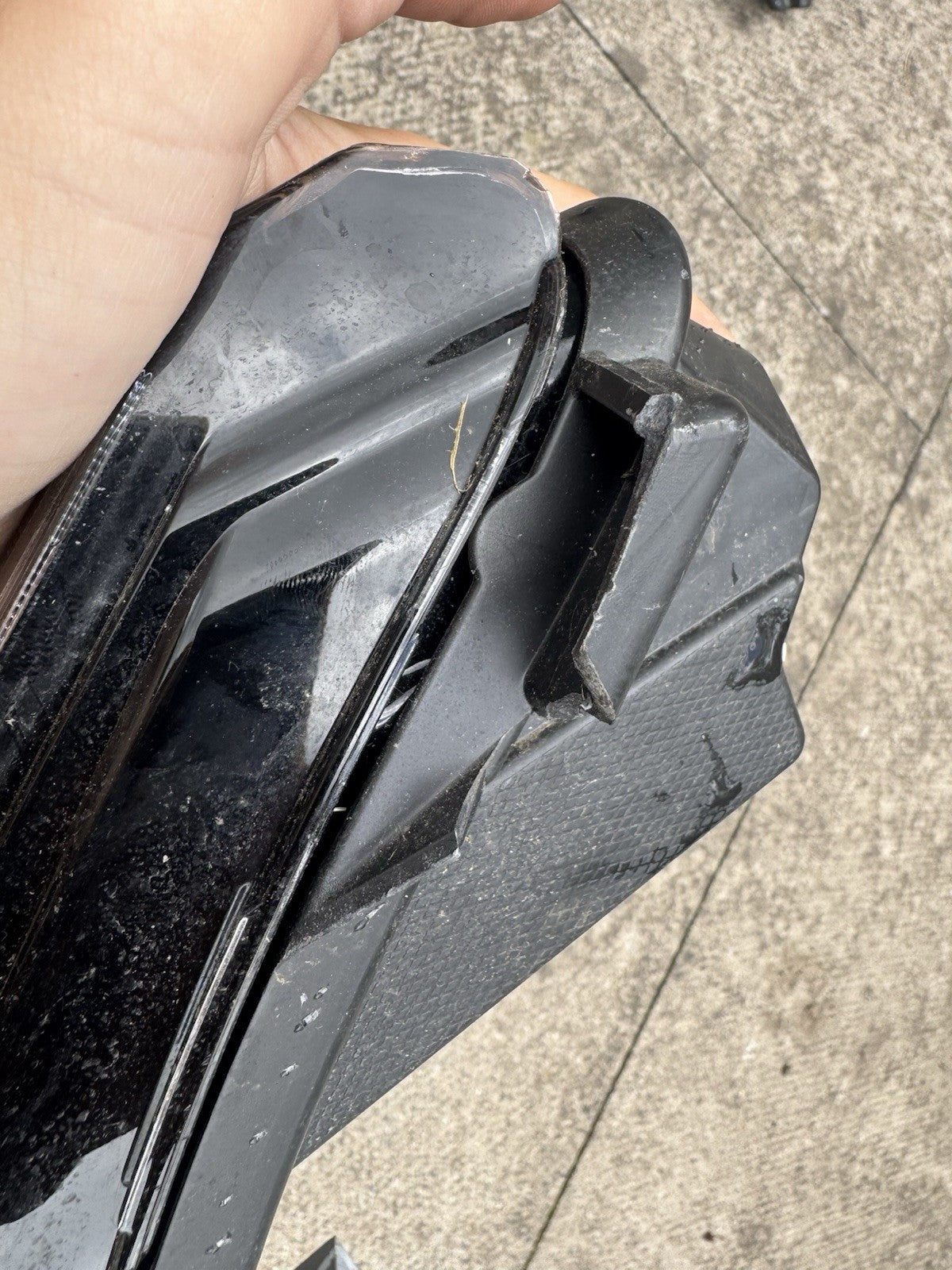 Peugeot 3008 MK3 Daytime Running Light 23-on Left Side 9845434880 Genuine. P2