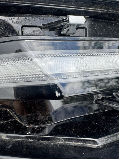 Peugeot 3008 MK3 Daytime Running Light 23-on Left Side 9845434880 Genuine. P2