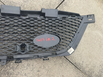DAMAGED!RANGE ROVER VELAR 2017-2025 FRONT BUMPER LOWER GRILL M8A2-17H750 GENUINE