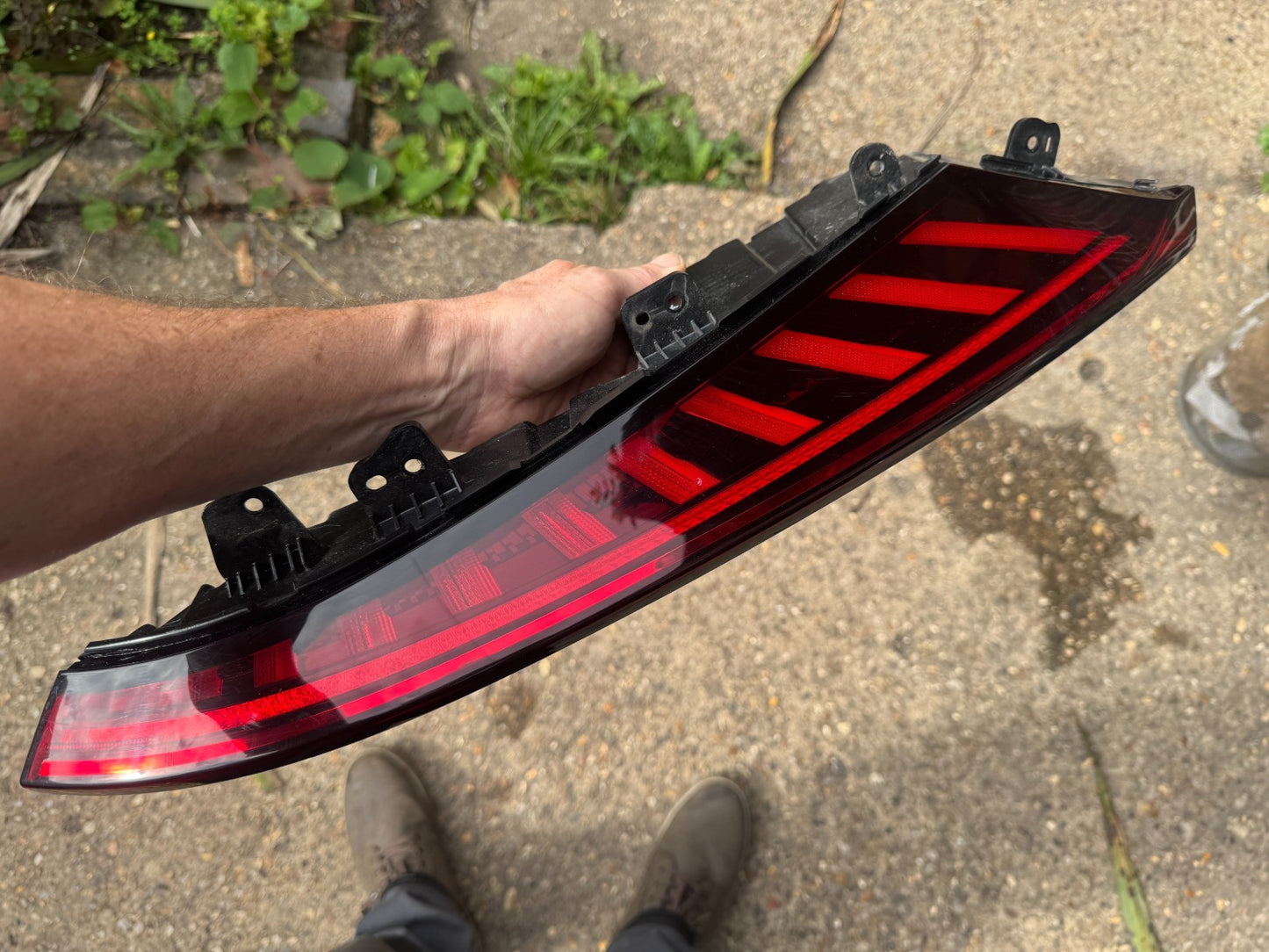 Kia EV6 (2019-2021) LEFT Side Rear Tail Light 92401-CV000
