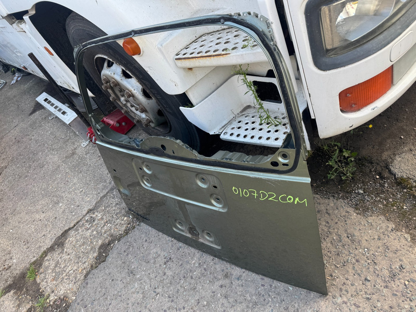 2025 GENUINE LAND ROVER DEFENDER L663 REAR TAILGATE DOOR 2020-ON L8B2400A18A