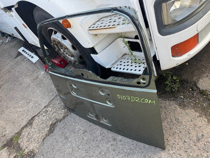 2025 GENUINE LAND ROVER DEFENDER L663 REAR TAILGATE DOOR 2020-ON L8B2400A18A