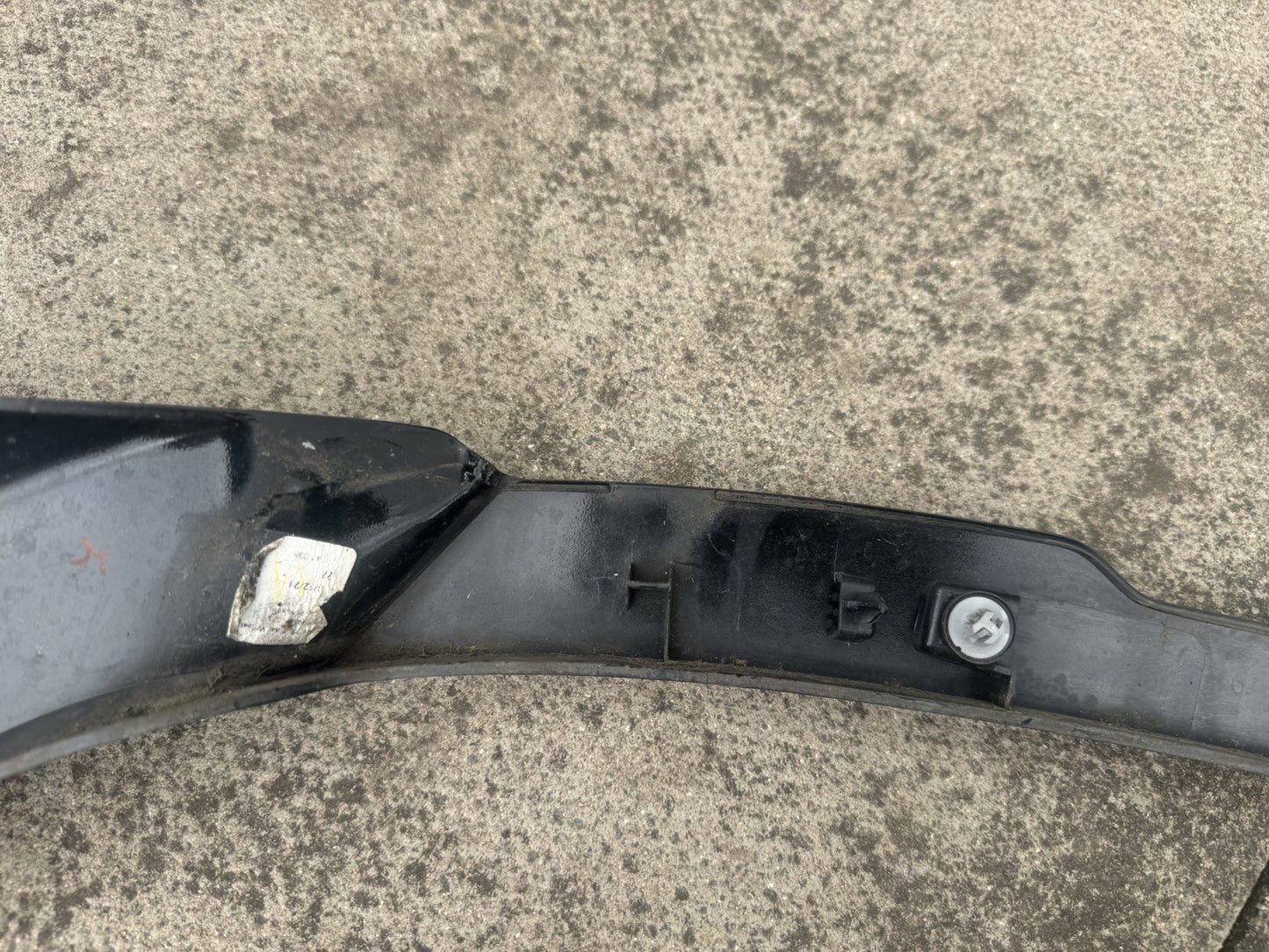 L8B2-290E22-BB Land Rover L663 2022 Defender   Rear Right Wheel Arch