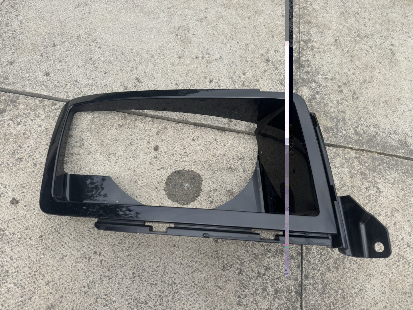 Land Rover Defender Headlight Surround Right Driver 20 ON L8B2-13C024-B L663